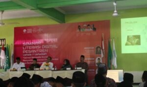 SuasanaSeminar Literasi Pesantren Cakap Digital UstadzUstadzah digelar Kemenkominfo
