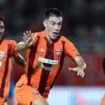 menit ke70 borneo fc samarinda unggul 20 atas semen padang lewat dua gol mariano peralta 2025 11 09 20 32 05 106