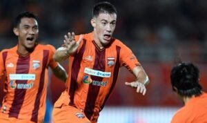 menit ke70 borneo fc samarinda unggul 20 atas semen padang lewat dua gol mariano peralta 2025 11 09 20 32 05 106